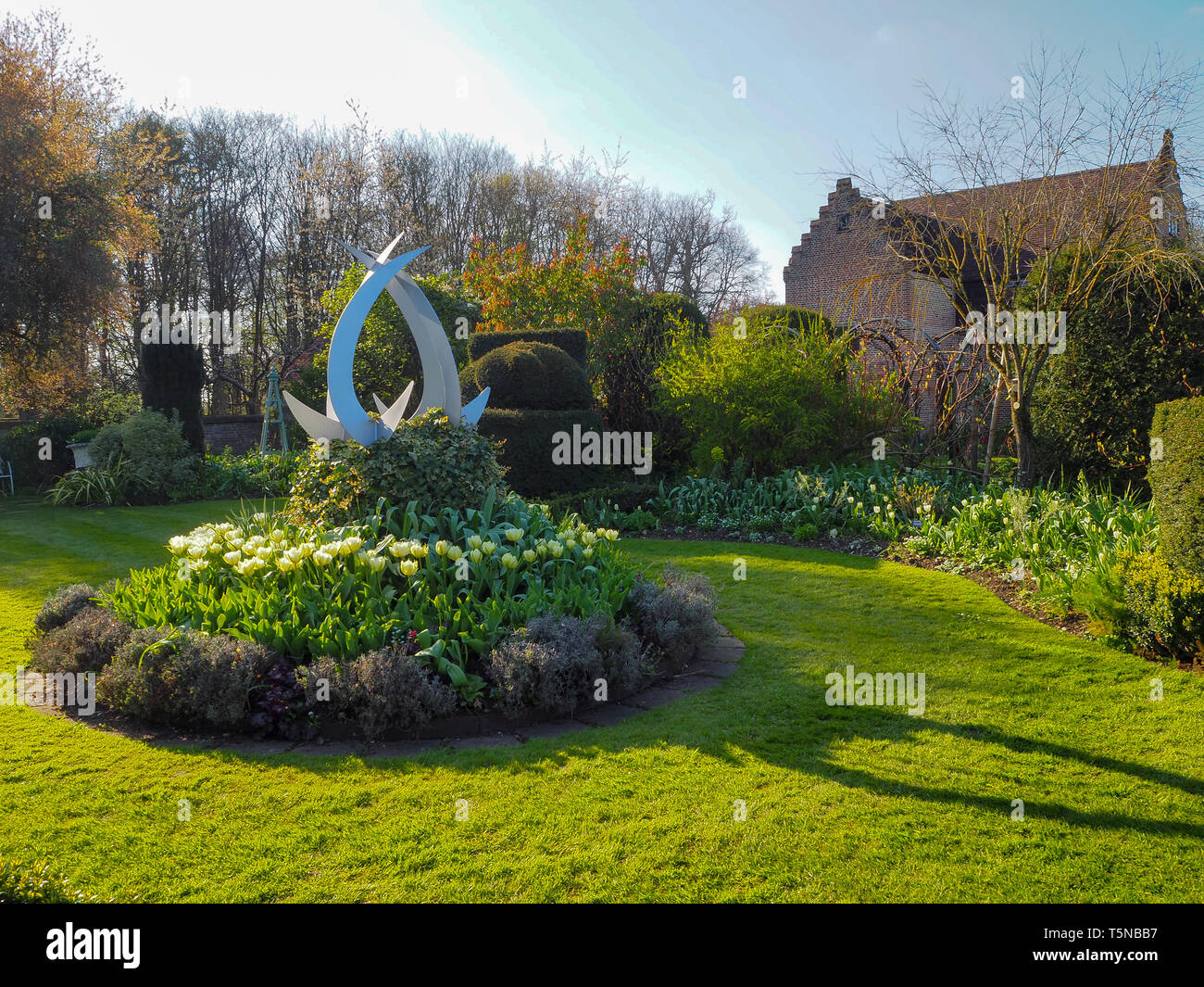 Die Weissen Garten Und Skulptur Chenies Manor Buckinghamshire Im