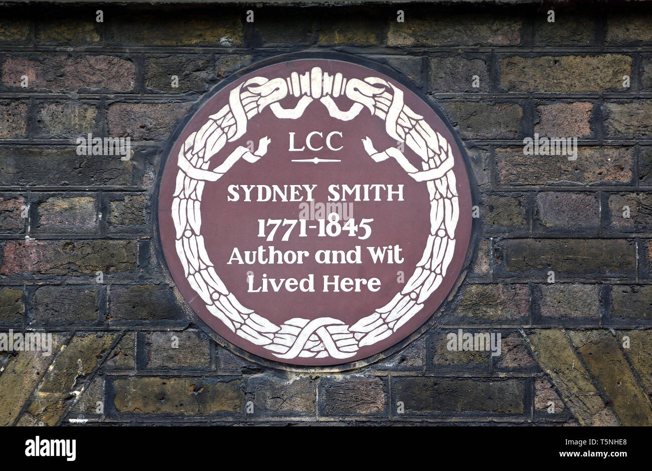 London, England, UK. Commemorative blaue Plakette: Sydney Smith 1771-1845 Thema und Witz hier lebten. 14 Doughty Street, Camden, WC1 Stockfoto