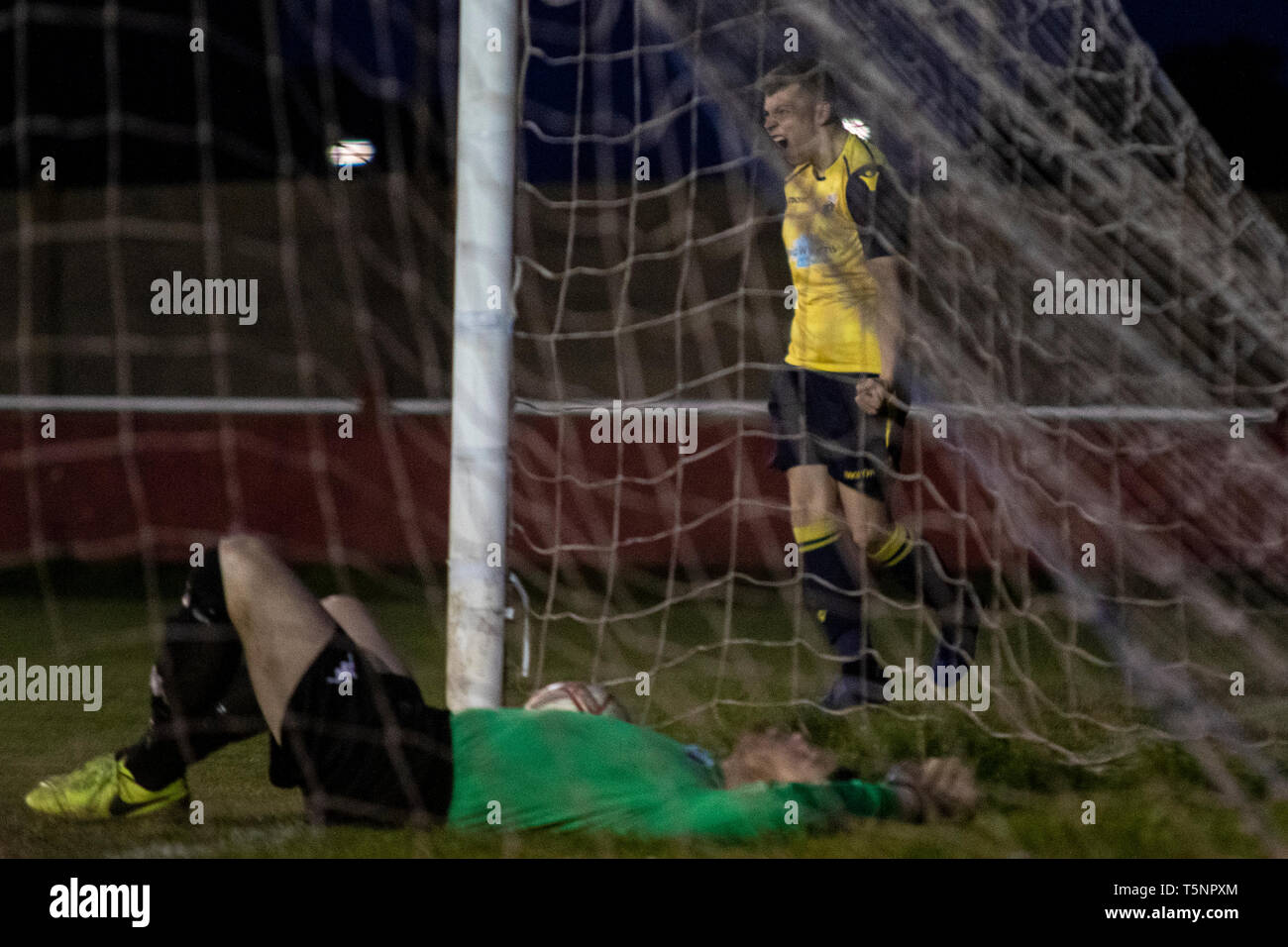 Afan Lido v Port Talbot Stadt WFL Abteilung eine an Marstons Stadion. Lewis Mitchel/PTT. Stockfoto