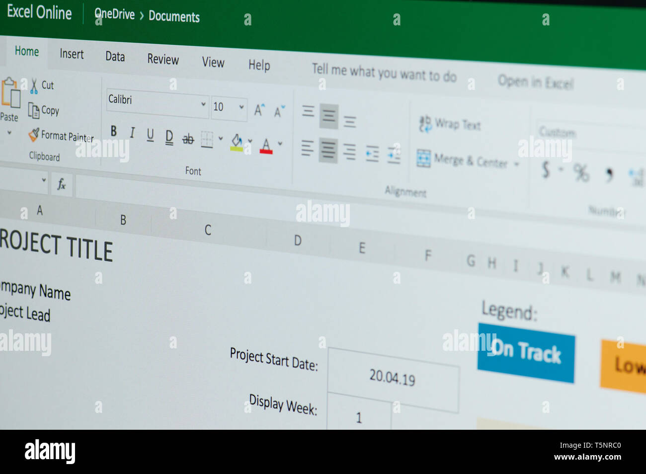 New York, USA - 22. April 2019: Arbeiten auf Microsoft online Dokument excel auf Laptop Nahaufnahme der Anzeige Stockfoto