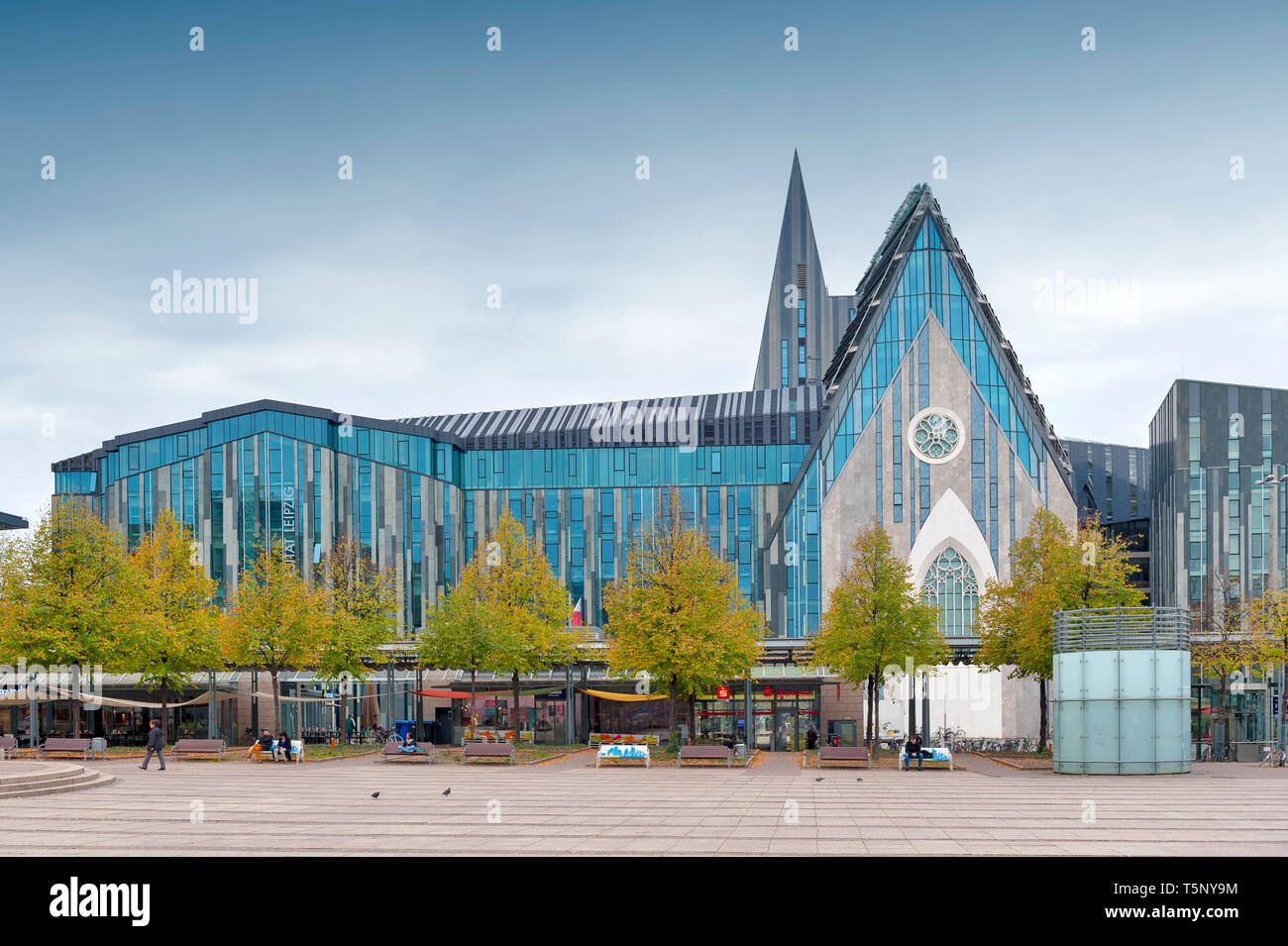 Paulinum, Evangelische Kirche und Augusteum, Hauptgebäude der Universität Leipzig am Augustusplatz in der Innenstadt von Leipzig, Deutschland Stockfoto
