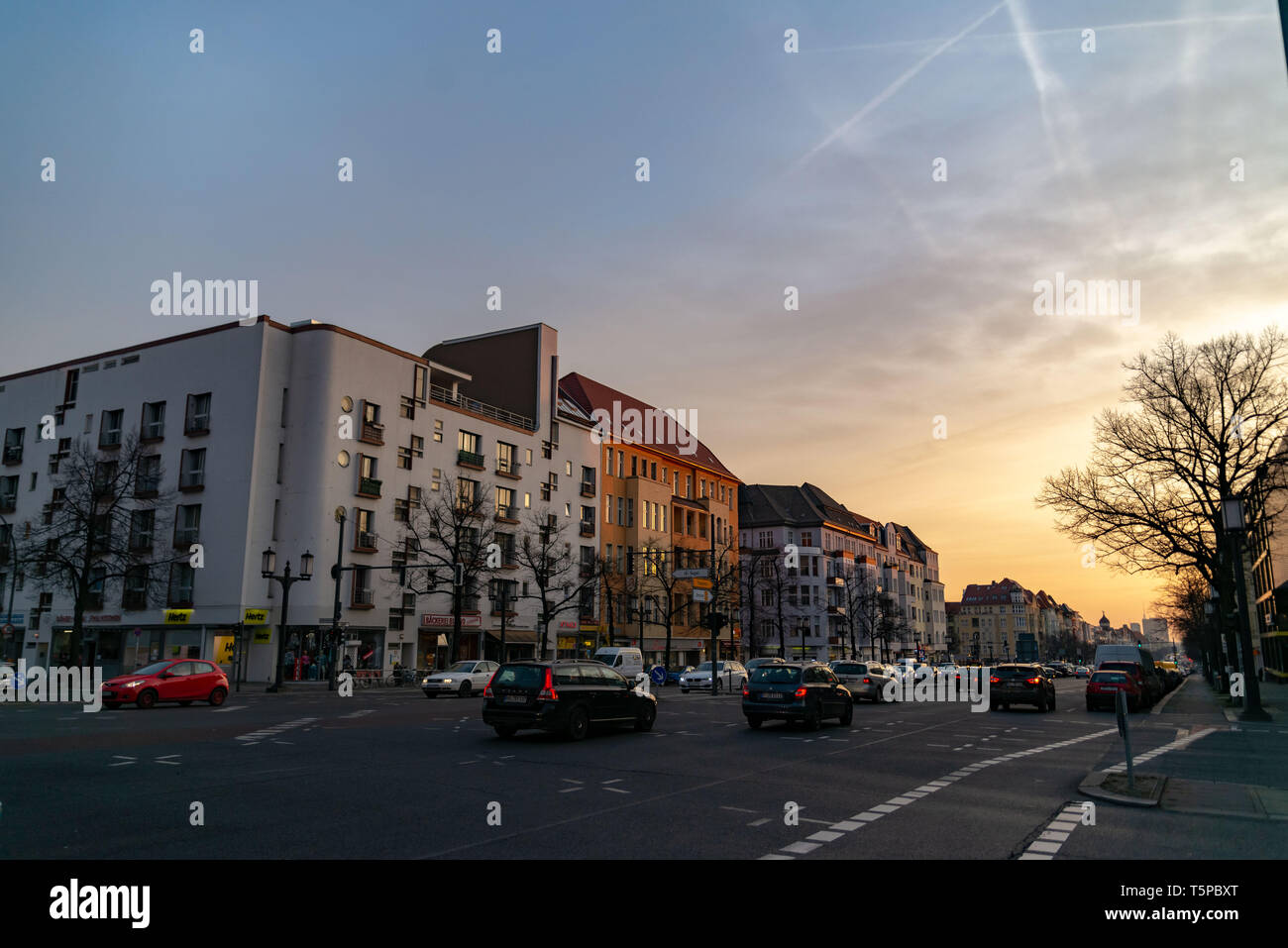 Berlin, Deutschland. Februar 19, 2019. Morgen in Berlin. Blick auf die Stadt und die Architektur Berlins. Sonnenuntergang. Stockfoto