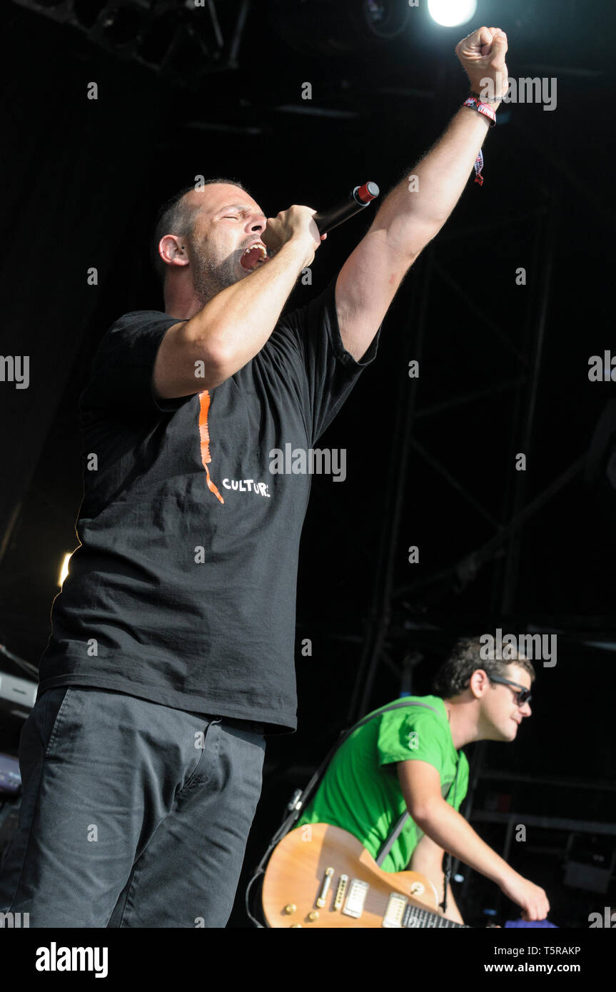 Alex Medina von Muyayo Rif durchführen an den WOMAD-Festival, Charlton Park, UK, 26. Juli 2014. Stockfoto
