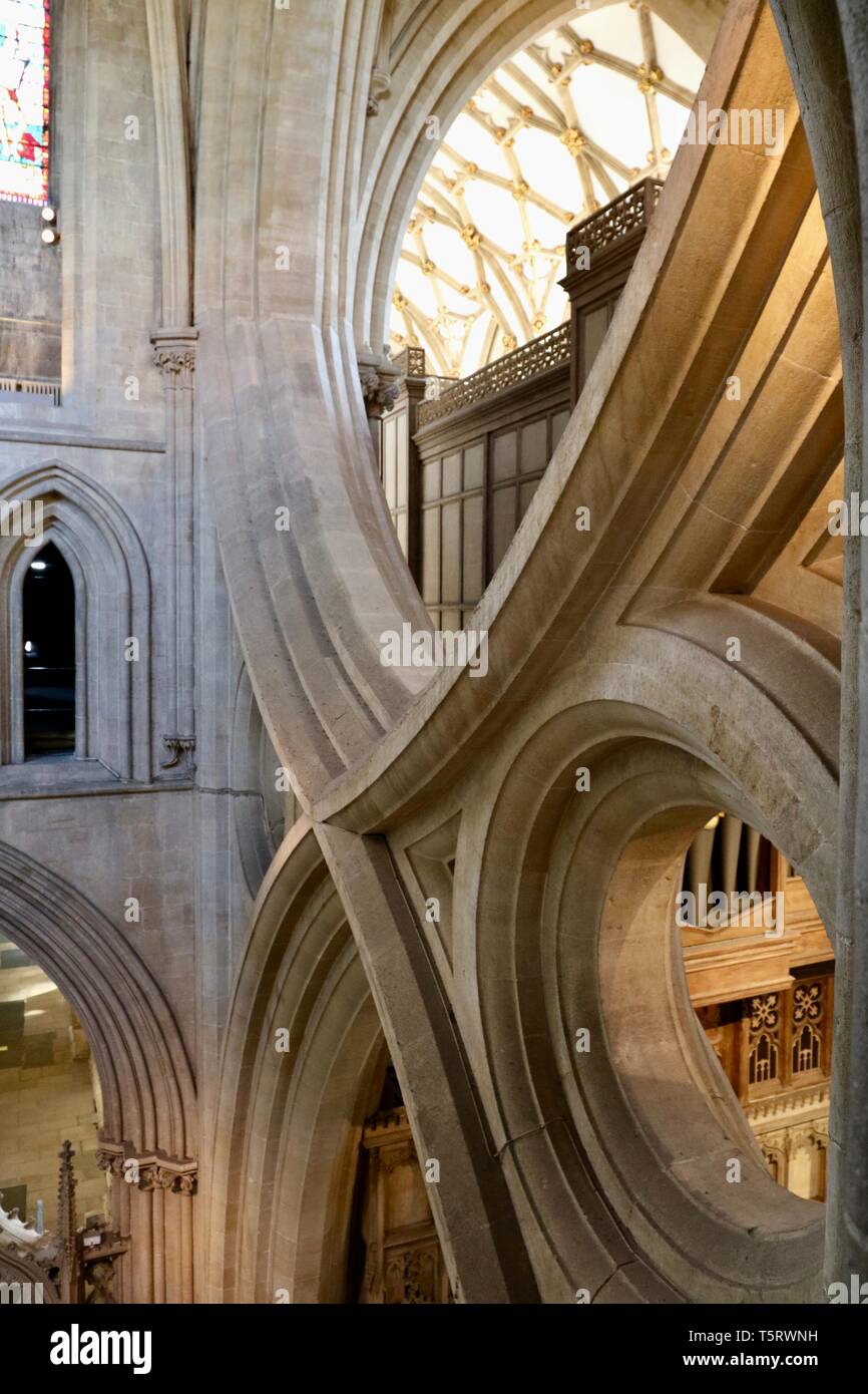 Ein Blick auf die beeindruckende Größe des scissor Arches Stockfoto