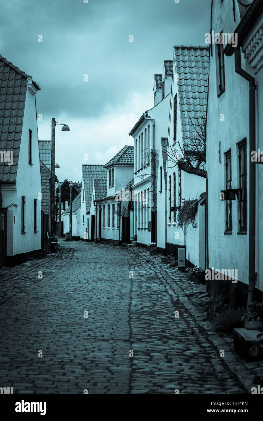 Malerische altmodischen Straße in gut erhaltenen Dragor Dorf in der Nähe von Kopenhagen, Dänemark Stockfoto