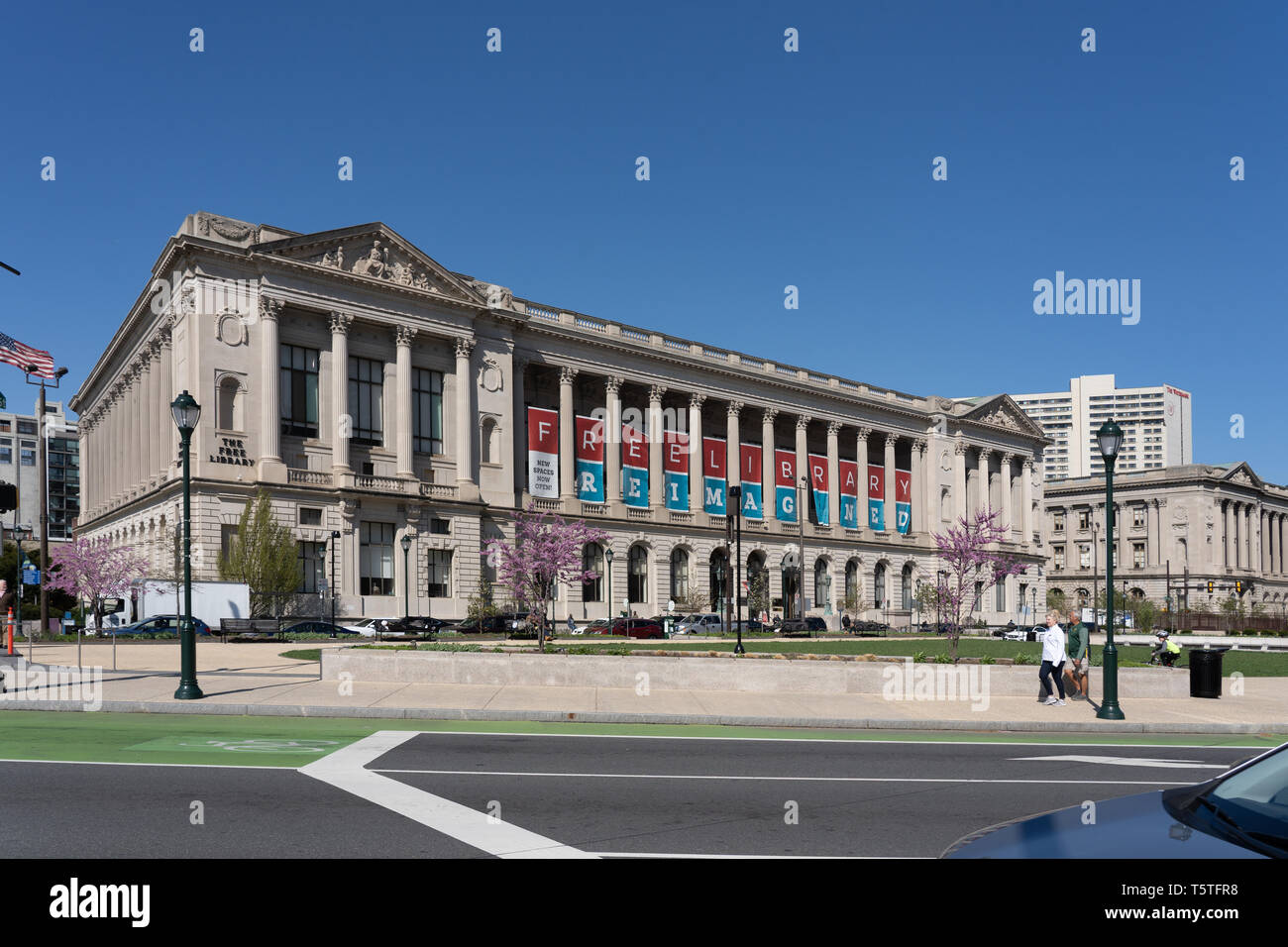 Die Allee zentrale Bibliothek geöffnet für den Service an Ihrem derzeitigen Standort im 1901 Vine Street auf Logan Square., Teil der Free Library of Philadelphia Stockfoto