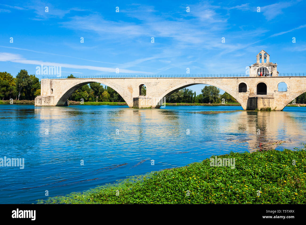 Pont Saint Benezet ist eine berühmte mittelalterliche Brücke in Avignon Stadt im südlichen Frankreich Stockfoto