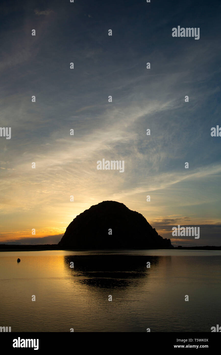 Morro Rock Sonnenuntergang, Morro Bay State Park, Kalifornien Stockfoto