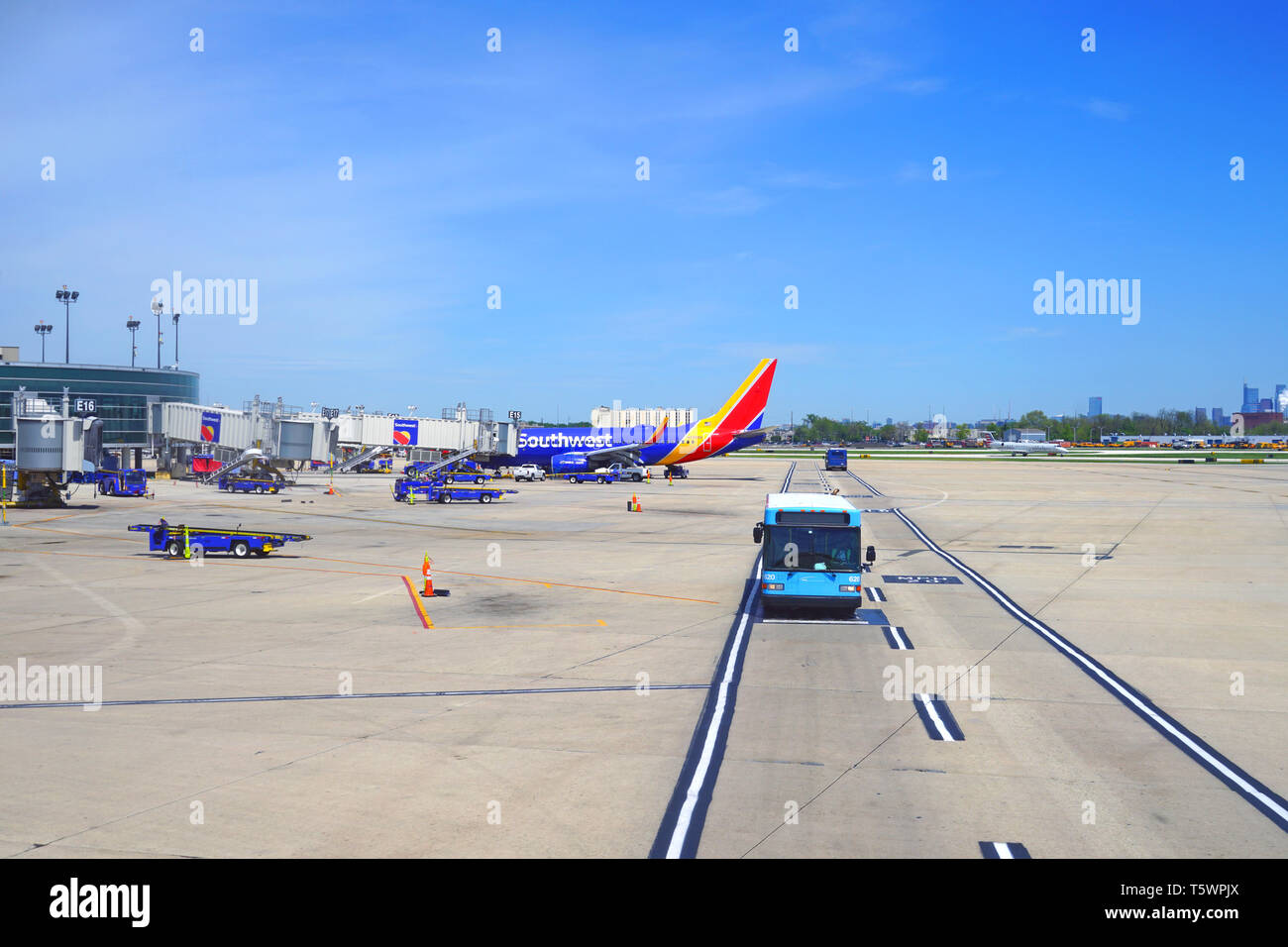 PHILADELPHIA, PA-23 Apr 2019 - ein Flugzeug von Southwest Airlines (WN) an der Philadelphia International Airport (PHL). Stockfoto