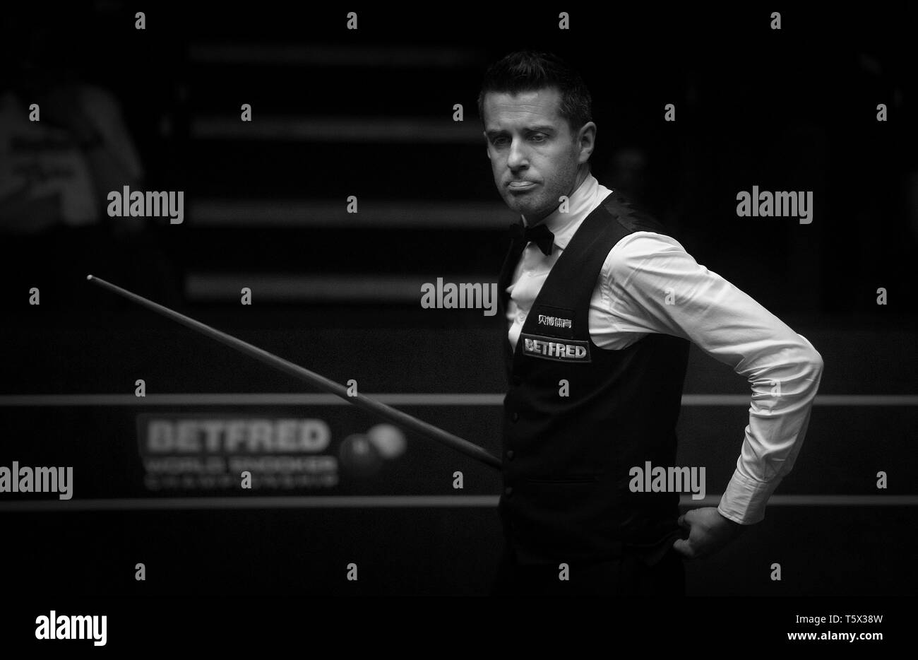 Mark Selby bei Tag acht Der2019 Betfred Weltmeisterschaft an den Tiegel, Sheffield. Stockfoto