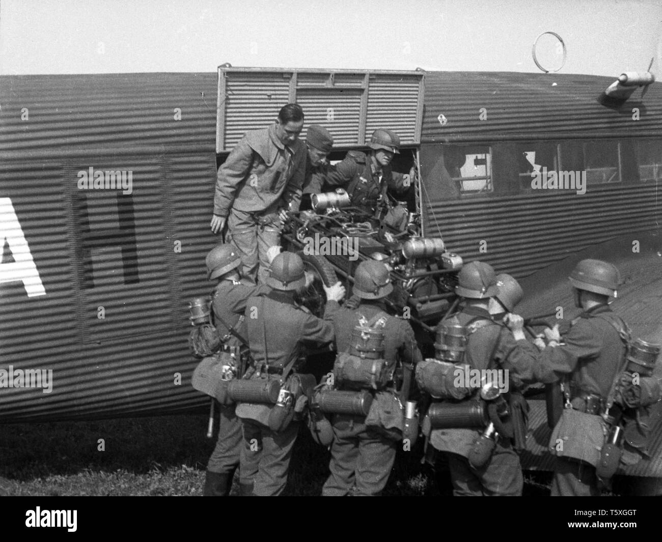 Wehrmacht Luftwaffe Junkers Ju 52/Ju 52/3 m g 4 e 2. Weltkrieg - Deutsche Luftwaffe Junkers Ju 52 2. Stockfoto