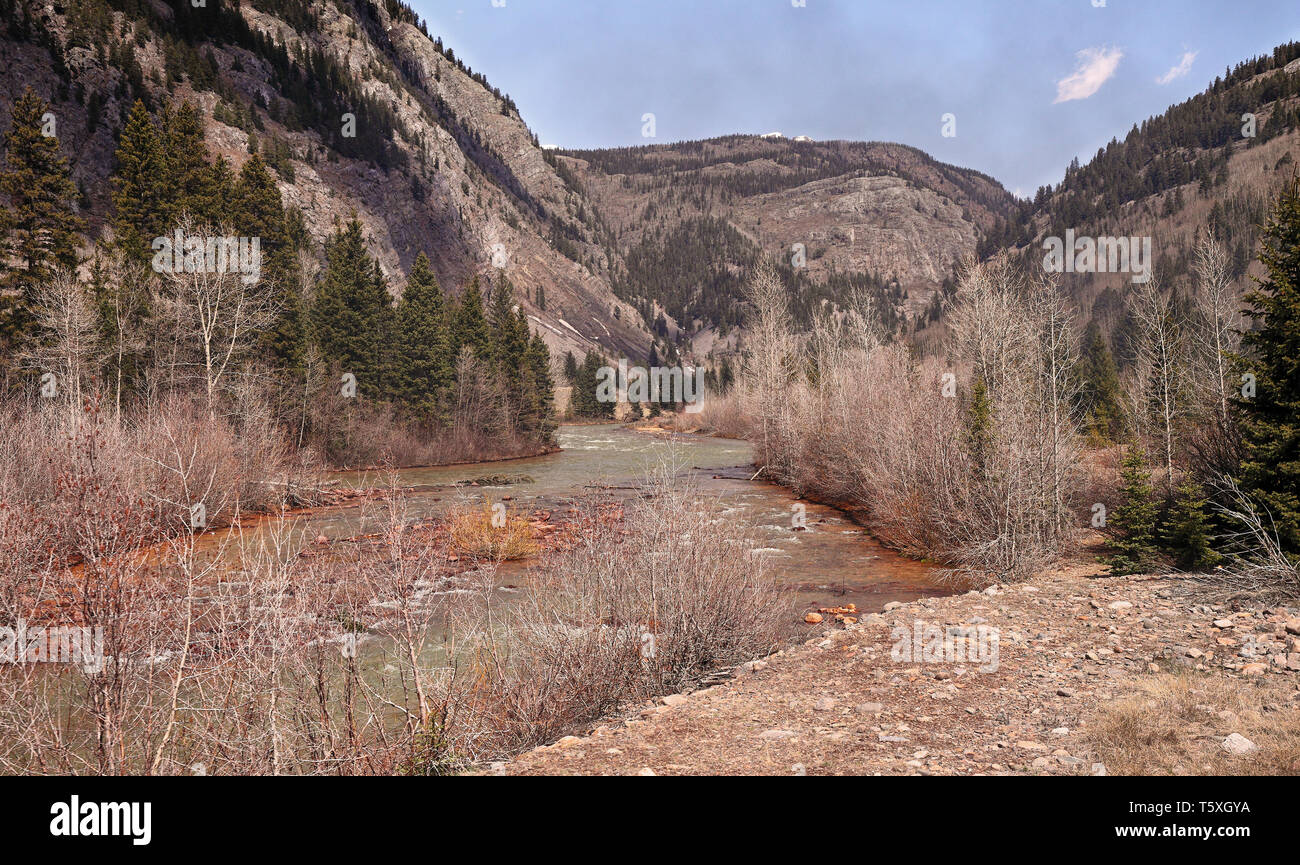 Blick von der Durango Silverton railway des Animas River in der San Juan Berge in den Colorado Rockies Stockfoto