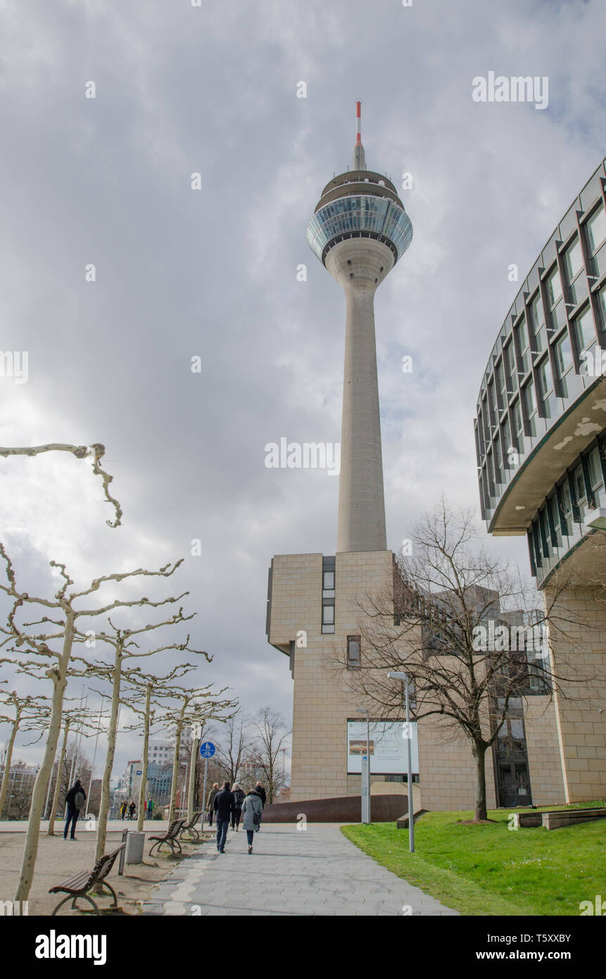 Die TV-Turm Düsseldorf, Deutschland - Rhienturm Stockfoto