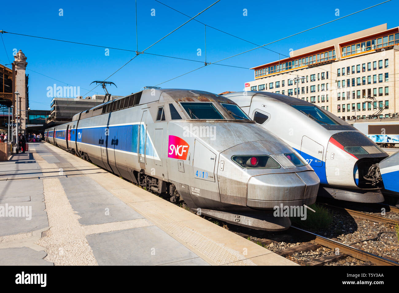 MARSEILLE, Frankreich, 23. SEPTEMBER 2018: TGV-ICE-Hochgeschwindigkeitszug auf der Marseille Bahnhof Stockfoto