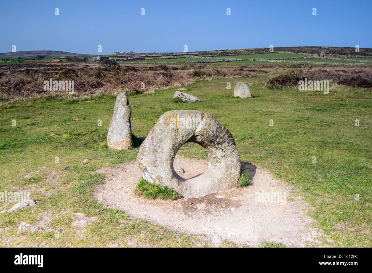 Die Männer ein Tol, durchlöchert, Stein, antike Stätte, Cornwall, Großbritannien Stockfoto