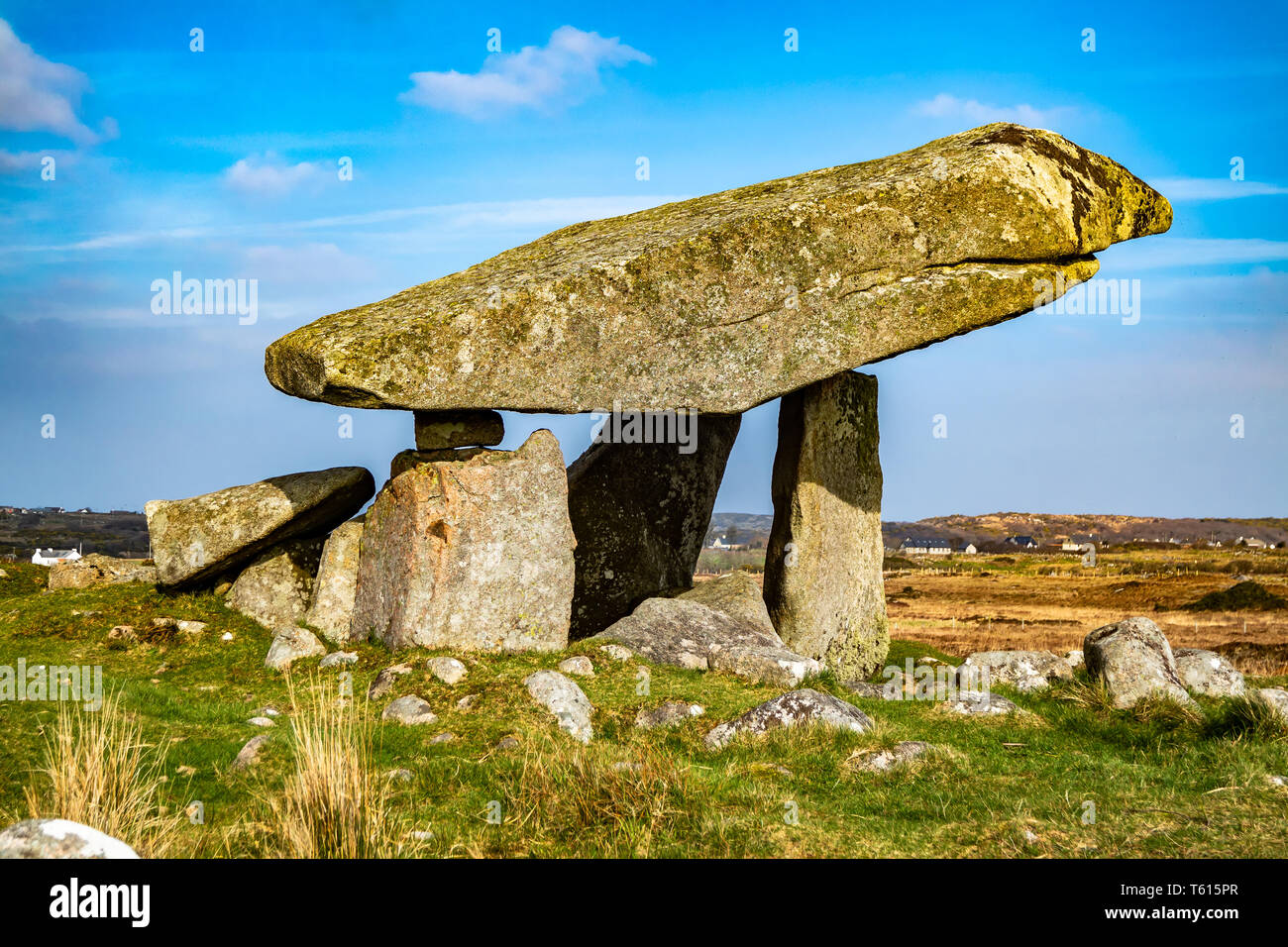 Die Kilclooney Dolmen ist neolithischen Denkmal zurück zu 4000 dating bis 3000 v. Chr. von Ardara und Portnoo im County Donegal, Irland. Stockfoto