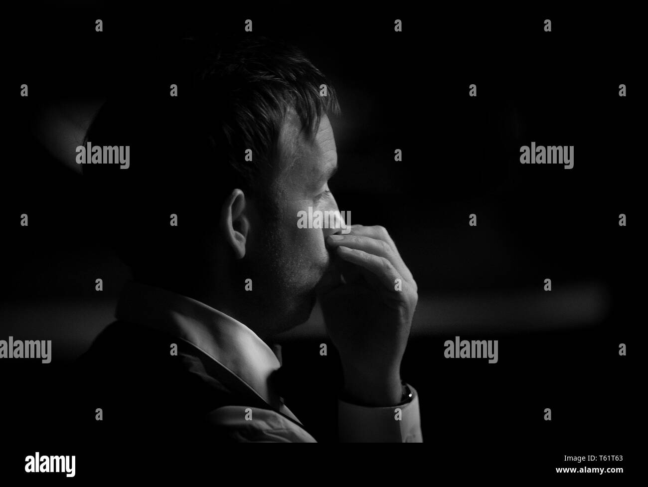 Ali Carter bei Tag neun Der2019 Betfred Weltmeisterschaft an den Tiegel, Sheffield. Stockfoto