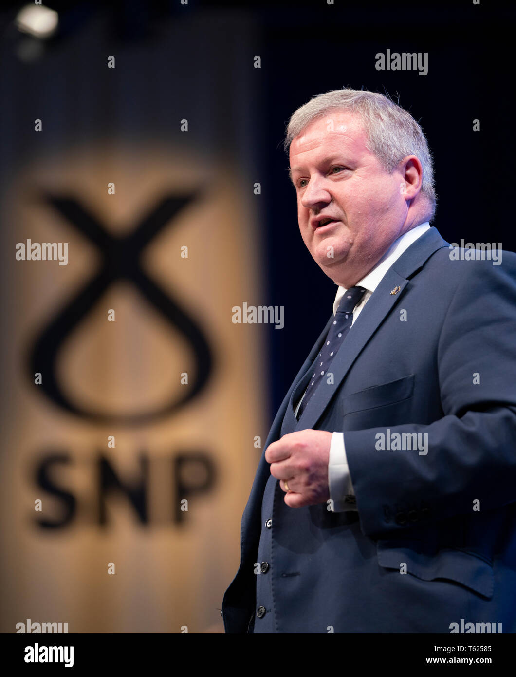 Edinburgh, Schottland, Großbritannien. 28. April 2019. Tag 2 Von dir Scottish National Party (SNP) Frühjahrstagung der EICC (Edinburgh International Conference Centre) in Edinburgh stattfindet. Abgebildet; Ian Blackford MP, Westminster Gruppenleiter für die SNP die Adresse zu delegierten Credit: Iain Masterton/Alamy leben Nachrichten Stockfoto