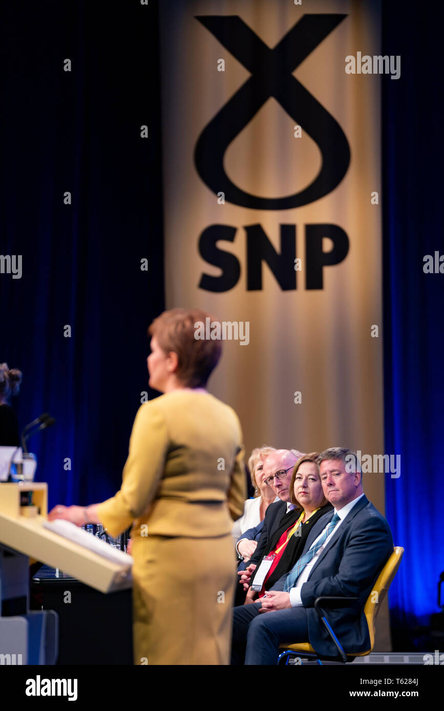 Edinburgh, Schottland, Großbritannien. 28. April 2019. Tag 2 Von dir Scottish National Party (SNP) Frühjahrstagung der EICC in Edinburgh stattfindet. Abgebildet; SNP Parteichef und Premierminister von Schottland Nicola Sturgeon MSP macht Adresse den Delegierten auf der Konferenz Credit: Iain Masterton/Alamy leben Nachrichten Stockfoto