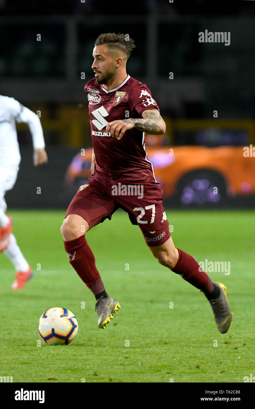 Turin, Italien. 28 Apr, 2019. 28. April 2019, Stadio Olimpico di Torino, Turin, Italien; Serie A Fußball, Torino gegenüber dem AC Mailand; Vittorio Parigini von Torino FC am Ball Quelle: Aktion Plus Sport Bilder/Alamy leben Nachrichten Stockfoto