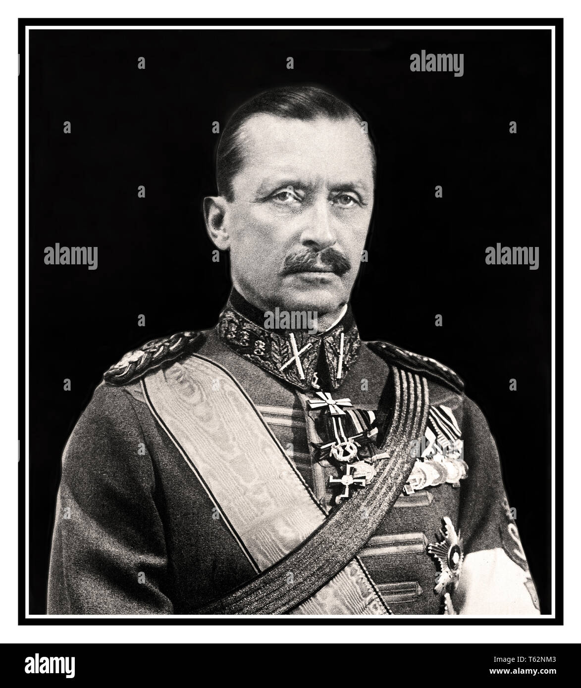 Carl gustaf Fotos und Bildmaterial in hoher Auflösung Alamy