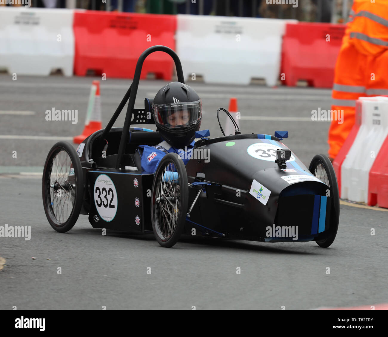 Greenpower Electric Car Racing zu Kingston upon Hull Straßen für die erste Straße Electric Car Rennen in Großbritannien am 28. April 2019 kommen Stockfoto