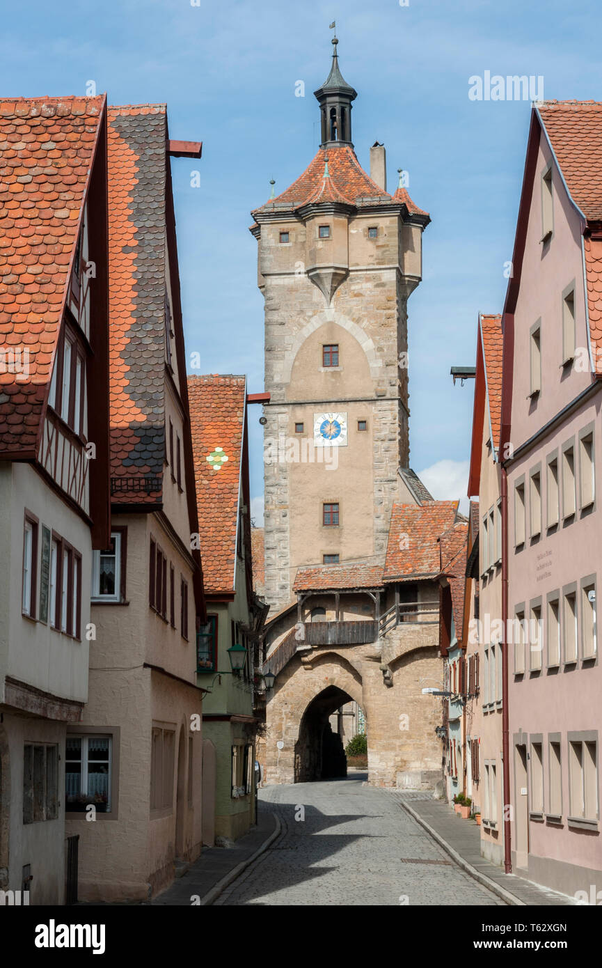 Die 'Klingen' Town Gate in der mittelalterlichen Stadt Rothenburg o.d. Tauber, eines der schönsten Dörfer in Europa, Deutschland Stockfoto