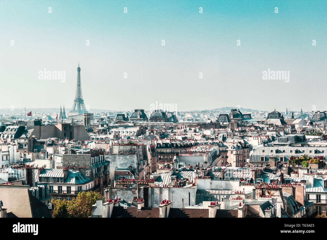 Bunte Pariser Gebäude in Paris, Frankreich Stockfoto