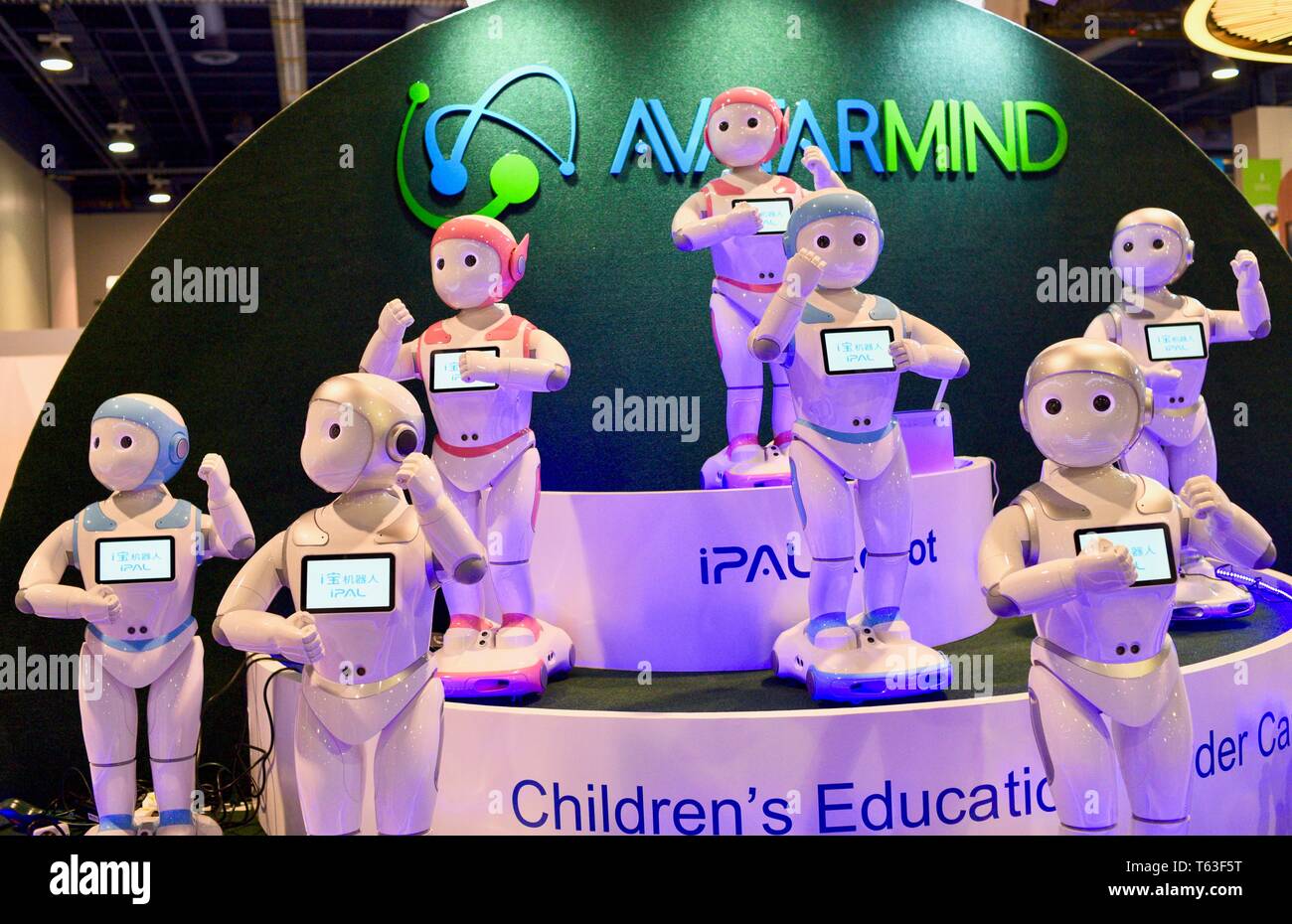 Die iPal AvatarMind niedlich, Humanoide, reale Roboter für Kinder, Altenpflege, die auf der CES (Consumer Electronics Show) in Las Vegas, USA Stockfoto