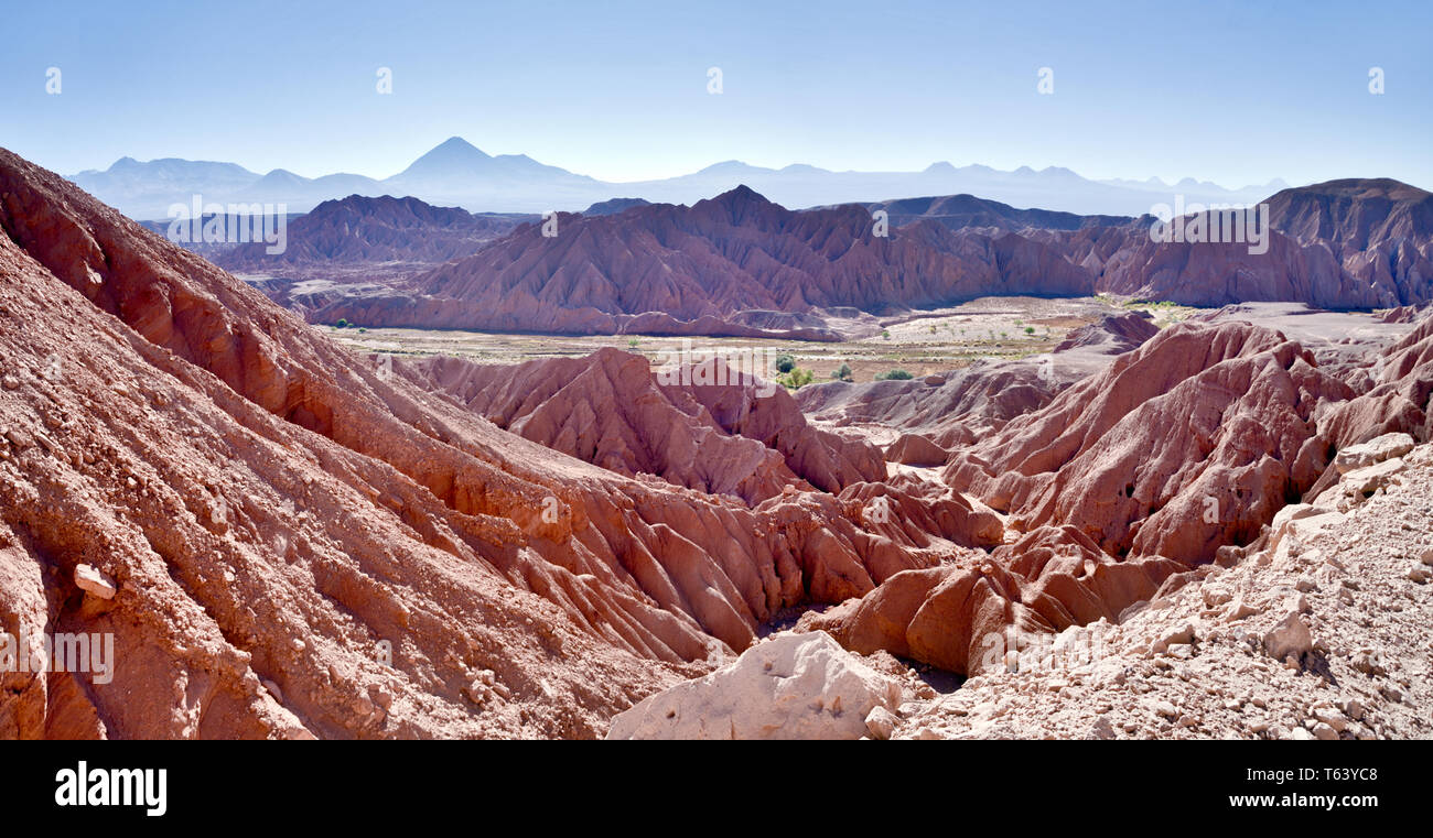 Panorama von Valle de la Luna (Tal des Mondes), Atacama-wüste, Norte Grande, Chile, Südamerika Stockfoto