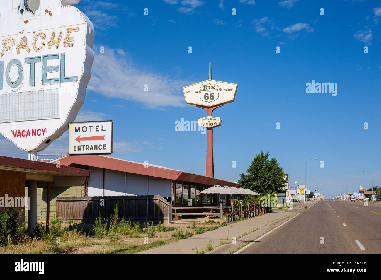 Classic Road Hotel Apache Motel und Kix Lokal auf US-Route 66 in Santa Fe, New Mexico, USA Stockfoto