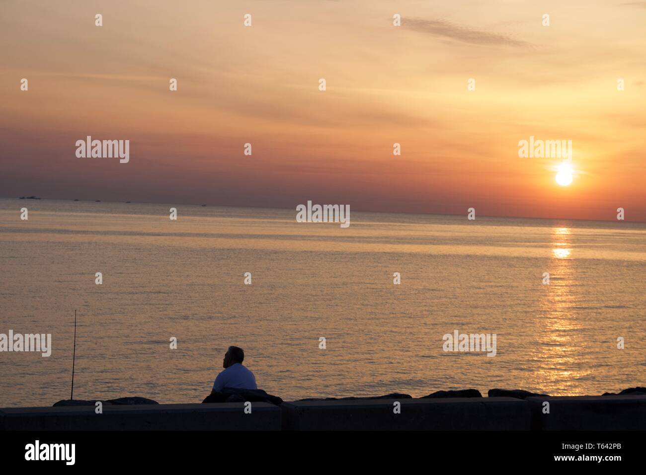 Angeln an der Küste von Kuwait Stockfoto