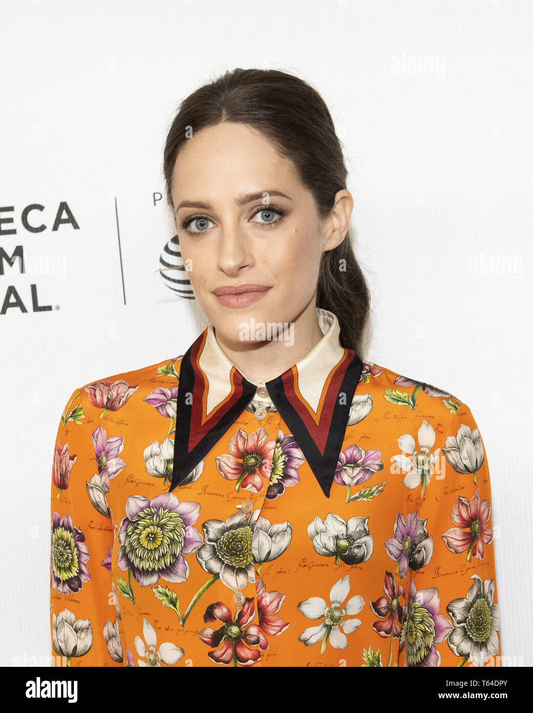 New York, NY, USA. 28 Apr, 2019. CARLY CHAIKIN im Tribeca Film Festival roter Teppich Ankünften für Tribeca Gespräche -'' ein Abschied von Herrn Roboter'' der ''Spring Studio - Das Marriott Bonvoy grenzenlos Theater von Chase'' in New York City am 28. April 2019 Credit: Michael Brochstein/ZUMA Draht/Alamy leben Nachrichten Stockfoto