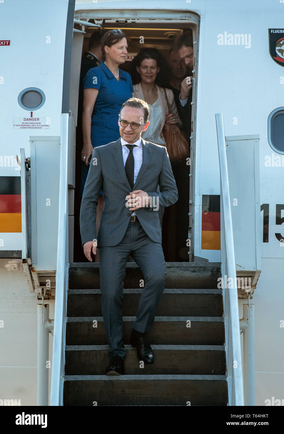 Salvador Da Bahia, Brasilien. 29 Apr, 2019. Heiko Maas (SPD), Außenminister der Bundesrepublik Deutschland, kommt am Flughafen in Salvador da Bahia. Die Maas Reise nach Lateinamerika soll den Auftakt für eine politische und ökonomische Offensive werden Beziehungen zu dem Kontinent zu stärken. Credit: Fabian Sommer/dpa/Alamy leben Nachrichten Stockfoto