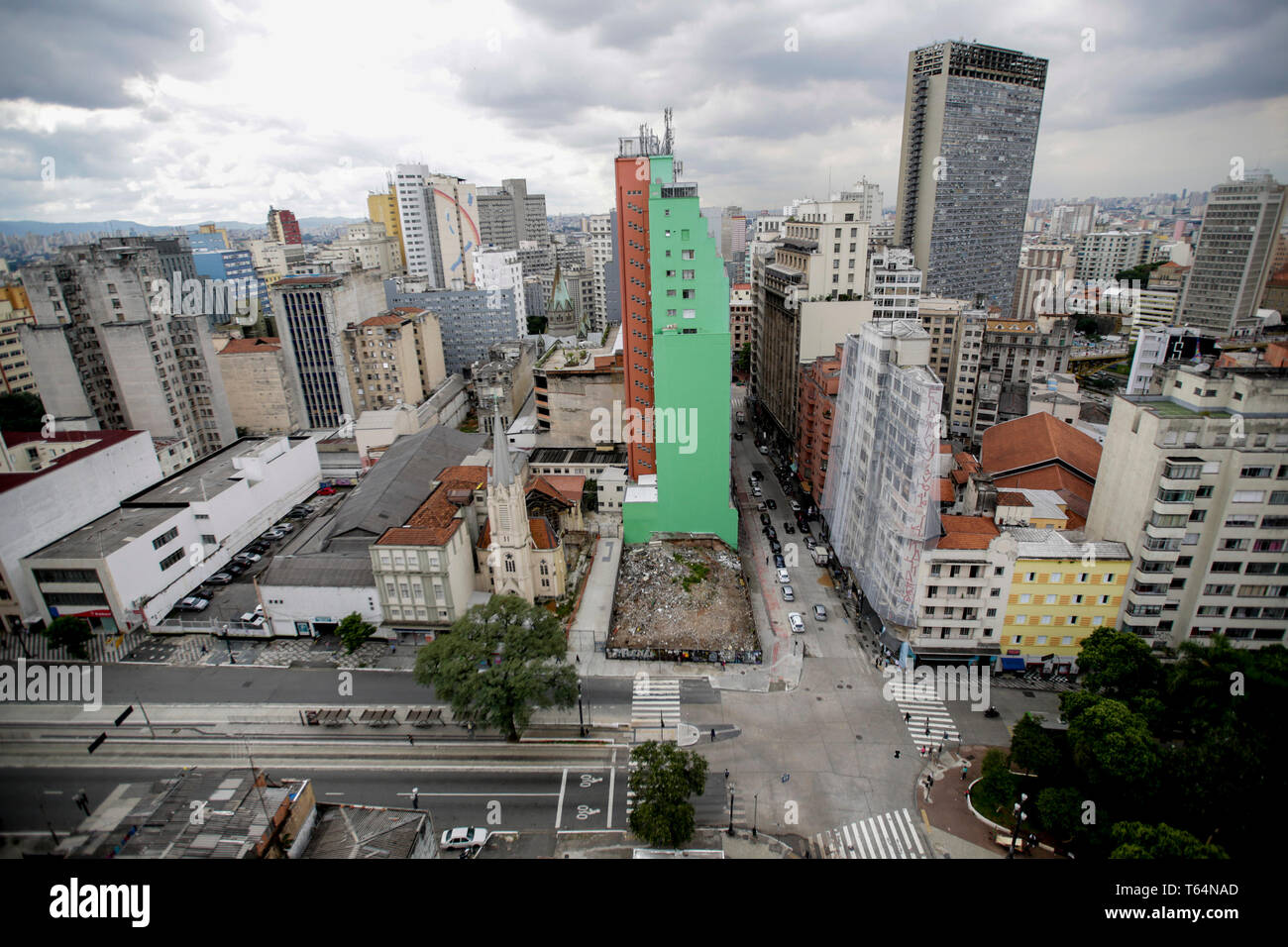 SP - Sao Paulo - 03/26/2019 - Feuer Gebäude Wilton Paes de Almeida abgeschlossen ist 1 Jahr - Am Morgen des 1. Mai, 2018 The Wilton Paes de Almeida Gebäude, in Largo do Paissandu entfernt, im Stadtzentrum von Sao Paulo, fing Feuer auf der fünften Etage zu verfangen, weil ein Kurzschluss in einer Klimaanlage, nur etwas über eine Stunde später ist der 24-stöckige Gebäude aufgrund der hohen temepraces zusammengebrochen und kam unten, 7 Menschen ums Leben gekommen und Dutzende von Familien in den Ort wurden obdachlos. Foto: Suamy Beydoun/AGIF Stockfoto