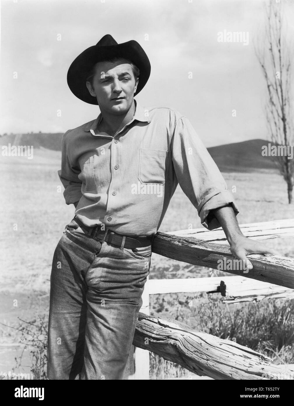 ROBERT MITCHUM hat ein ehrliches Porträt im RED PONY 1949 Regisseur Lewis Milestone Roman und Drehbuch John Steinbeck Chas. K. Feldman Group Productions Inc / Lewis Milestone Productions / Republic Pictures Stockfoto