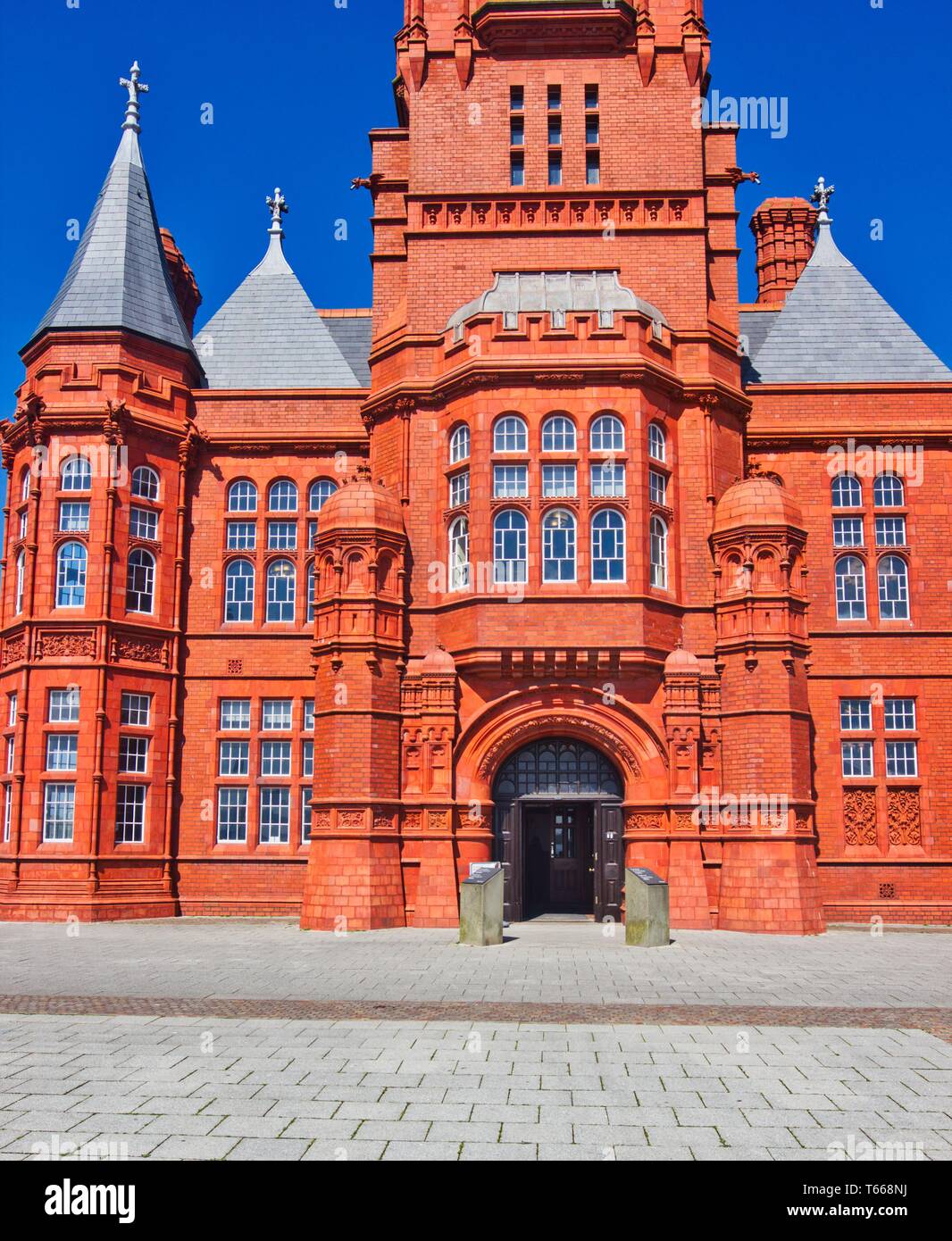 Grad 1 aufgeführten Pierhead Building (Adeilad y Pierhead), Cardiff Bay, Wales, Vereinigtes Königreich. Stockfoto