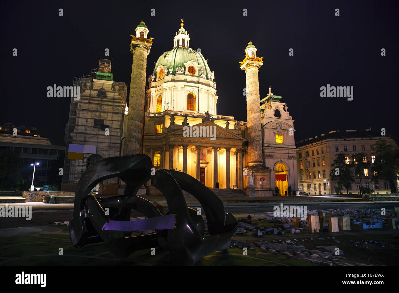 Die Karlskirche (Karlskirche) in Wien, Österreich Stockfoto