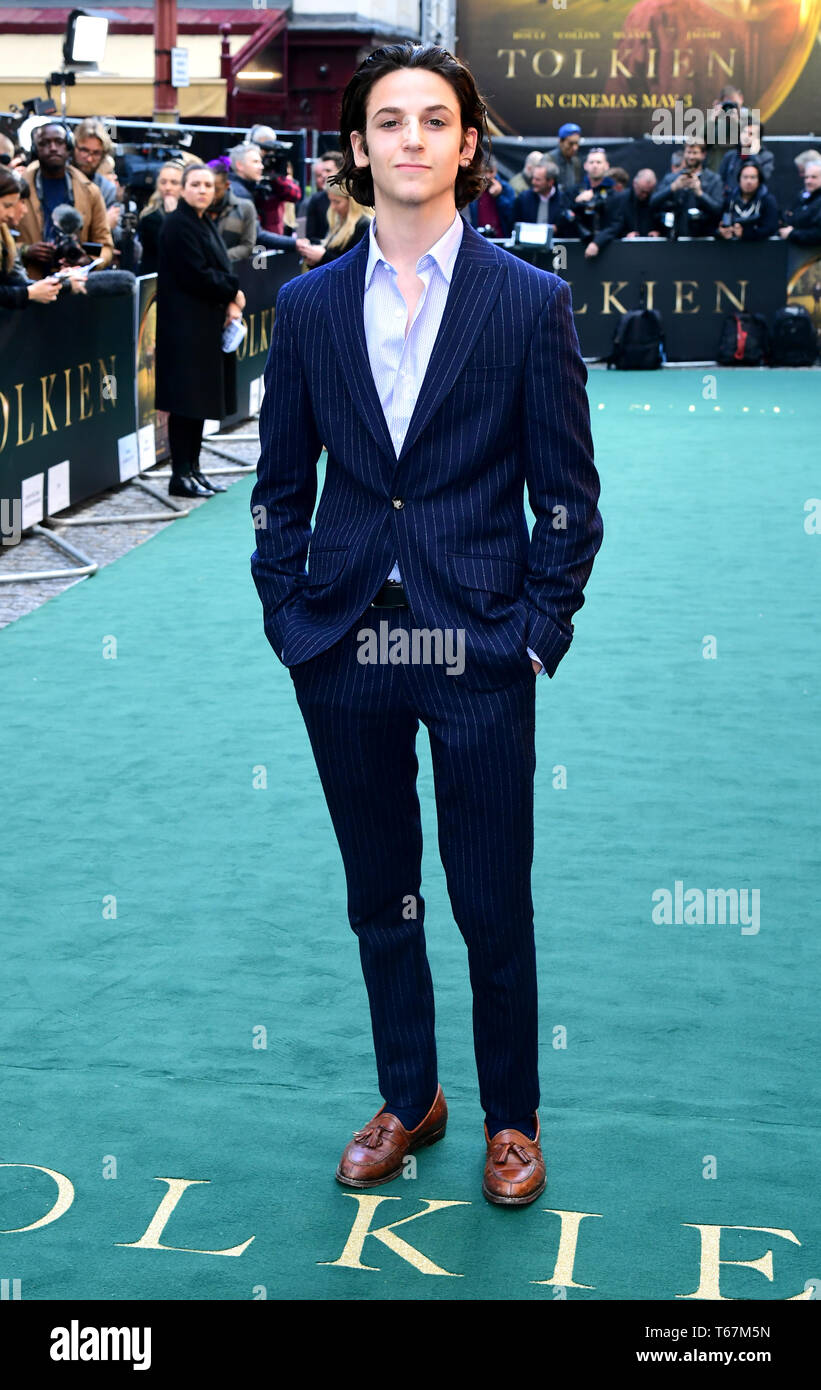 Adam Bregman Teilnahme An Der Uk Premiere Von Tolkien Im Curzon Mayfair London Stockfotografie Alamy alamy