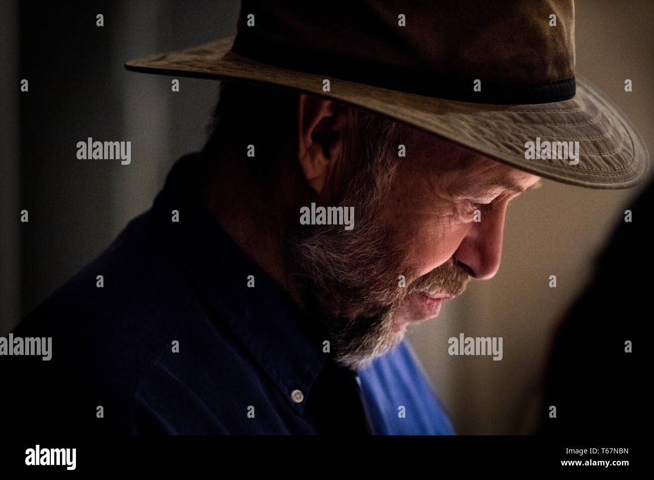 Climateology Forscher und Adjunct Professor an der Columbia University James Hansen fordert junge Menschen auf den Klimawandel zu handeln. Er versagt, Politiker und verantwortlichen Handeln. Hier spricht er in einem Seminar, das von der Jugend für die Ziele der nachhaltigen Entwicklung an der Columbia University statt. Stockfoto