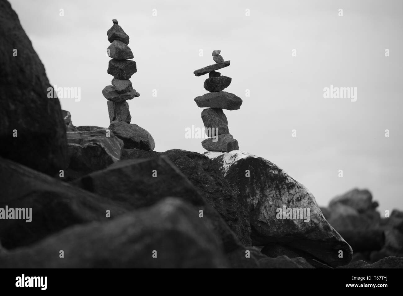 Rock Skulpturen am Strand. Seattle, WA Stockfoto