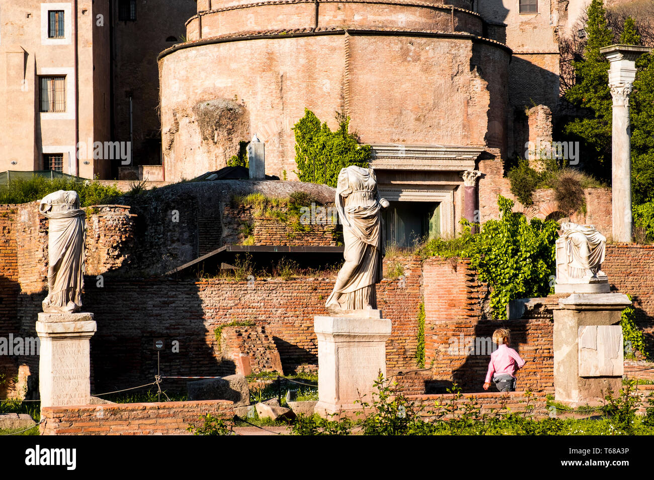 Ruinen des antiken Rom in dem Forum Romanum. Stockfoto