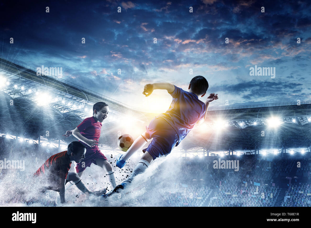 Wenig Fussball Champions. Mixed Media Stockfoto