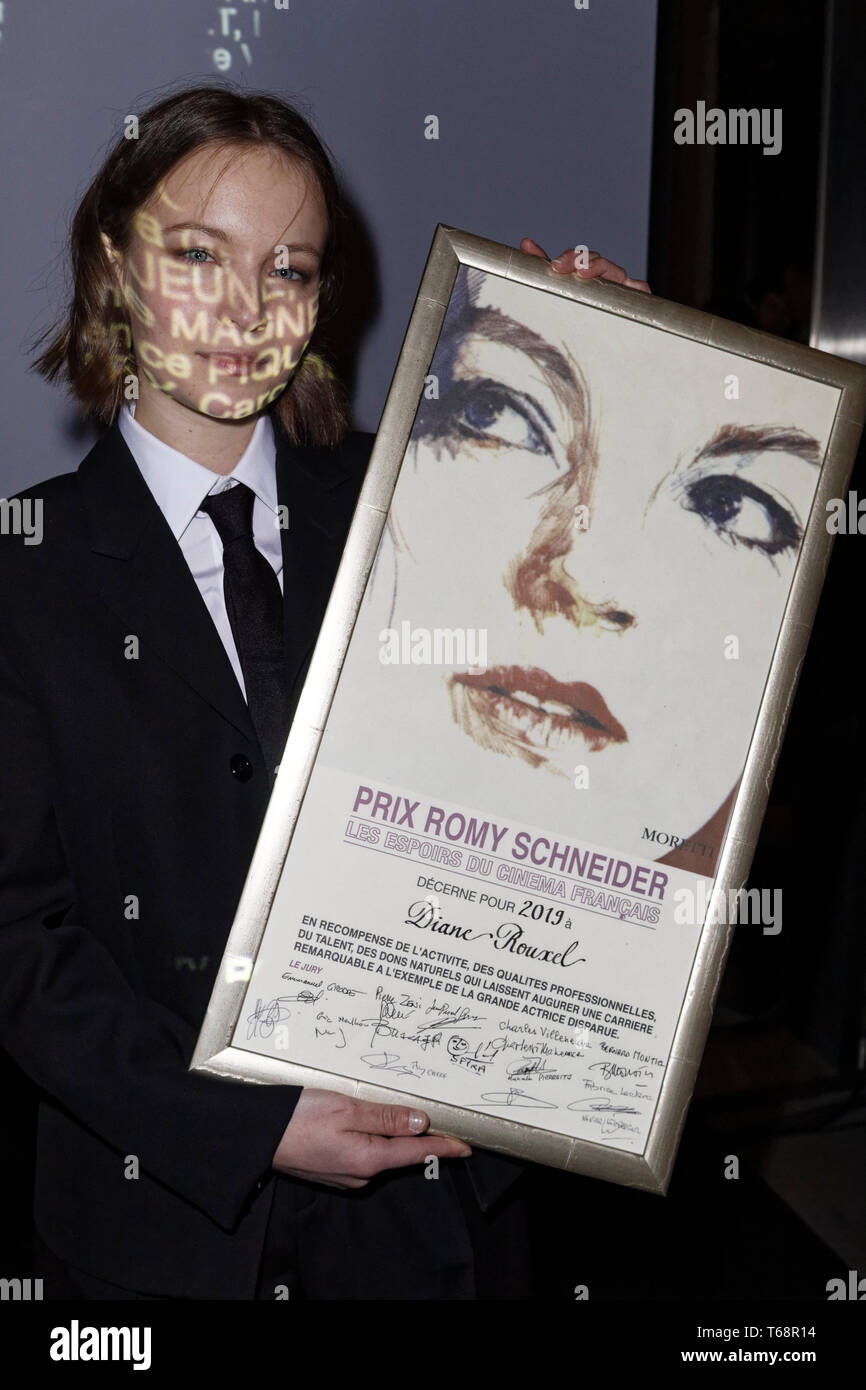Paris, Frankreich. 29 Apr, 2019. Schauspielerin Diane Rouxel gewinnt der 37 Romy Schneider Award, im Hotel Lancaster am 29. April 2019 in Paris, Frankreich. Stockfoto