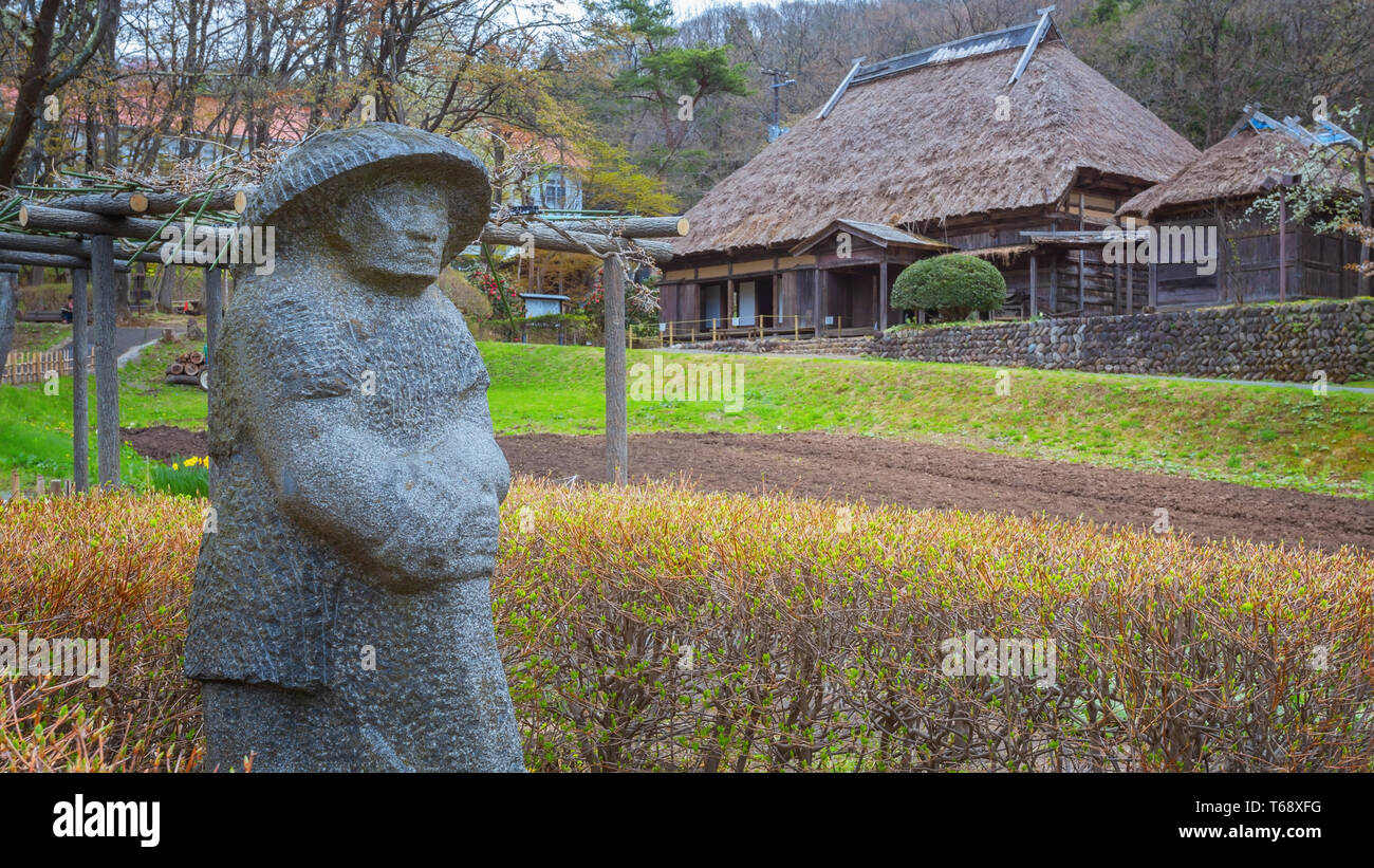 Kitakami, Japan - 22 April 2018: michinoku Folklore Dorf ist eine Fundgrube an historischen Häusern und folkloristische Artefakte. Die meisten Gebäude und Stockfoto