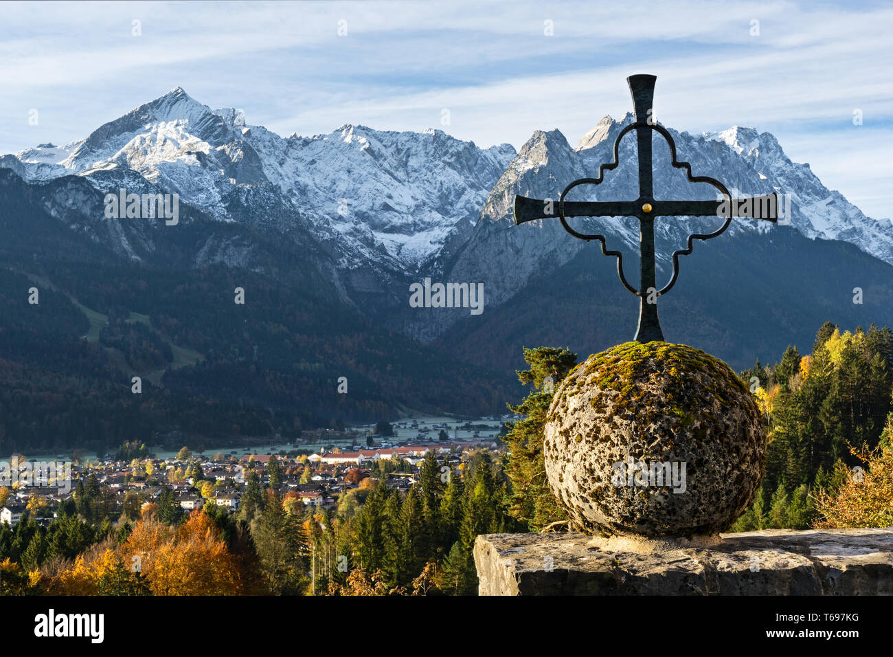 Höchster Berg In Deutschland Auf der Zugspitze, dem höchsten Berg in Deutschland Stockfotografie - Alamy