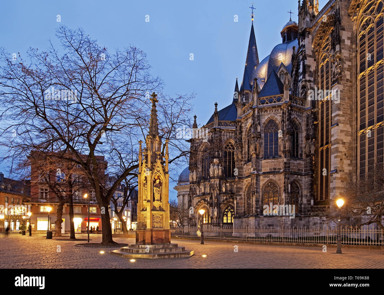 Vincent Brunnen, Münsterplatz vor der Kathedrale, Aachen, Nordrhein-Westfalen, Deutschland Stockfoto