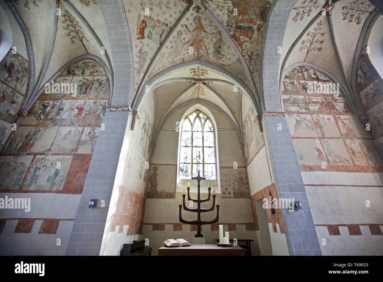Wiedenest evangelische Dorfkirche Bunte Kerk mit Wandmalereien, Bergneustadt, Deutschland Stockfoto