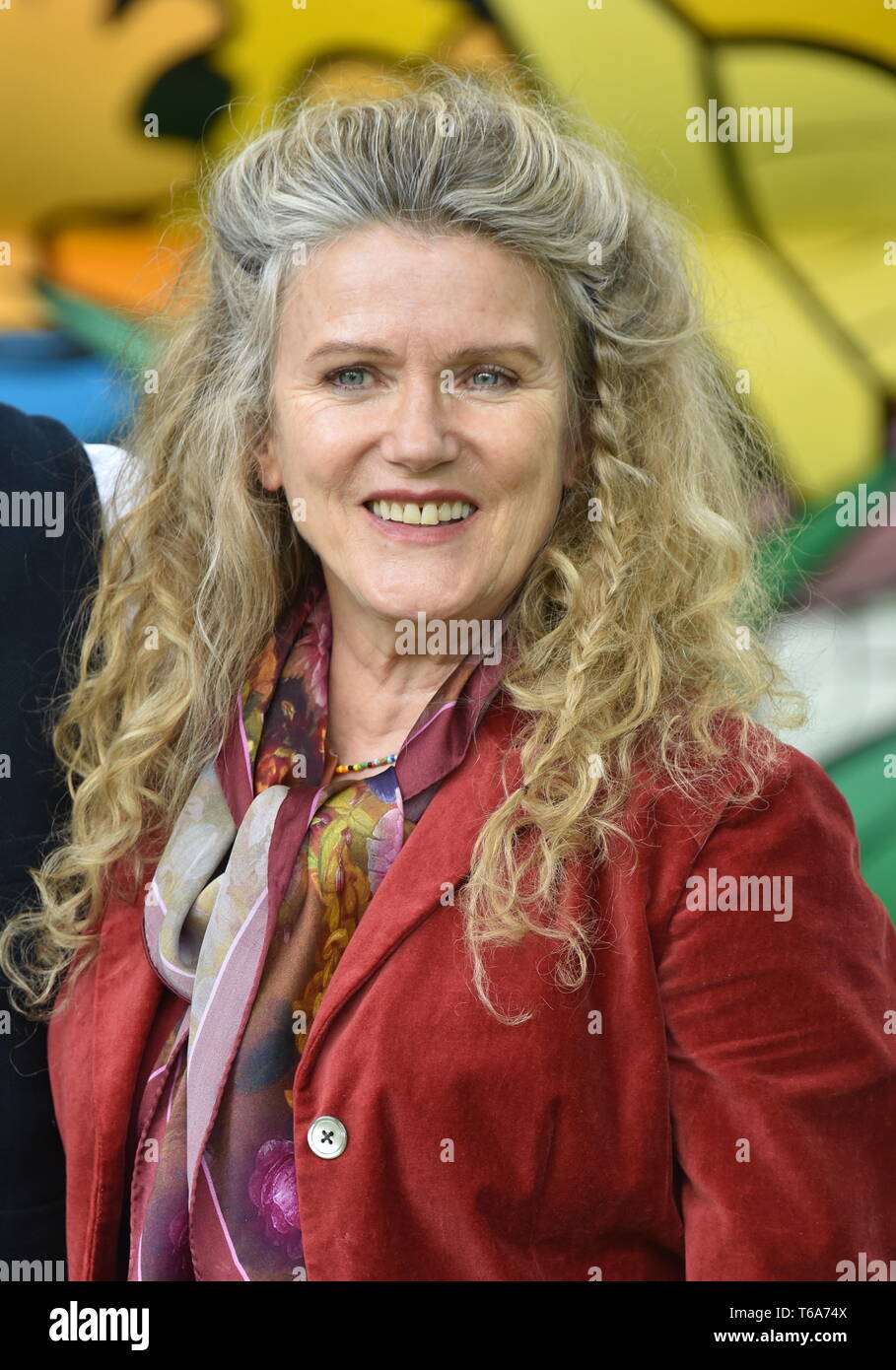 Köln, Deutschland. 30 Apr, 2019. Schauspielerin Barbara Sukova, Schuß am Set des Films "Enkel für Anfänger". Credit: Horst Galuschka/dpa/Alamy leben Nachrichten Stockfoto