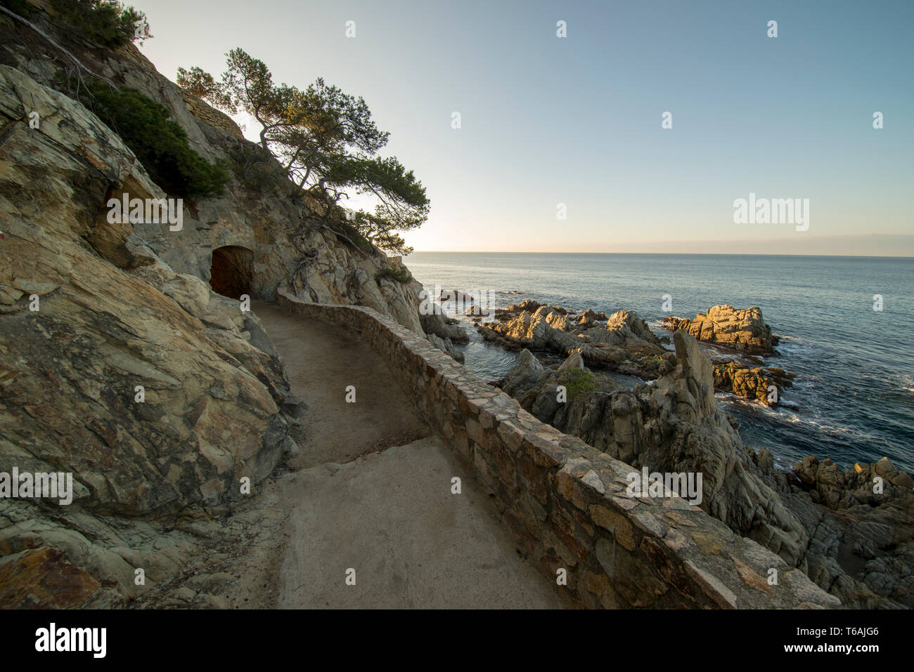 Lloret de Mar bei Sonnenaufgang an der Costa Brava, Spanien Stockfoto